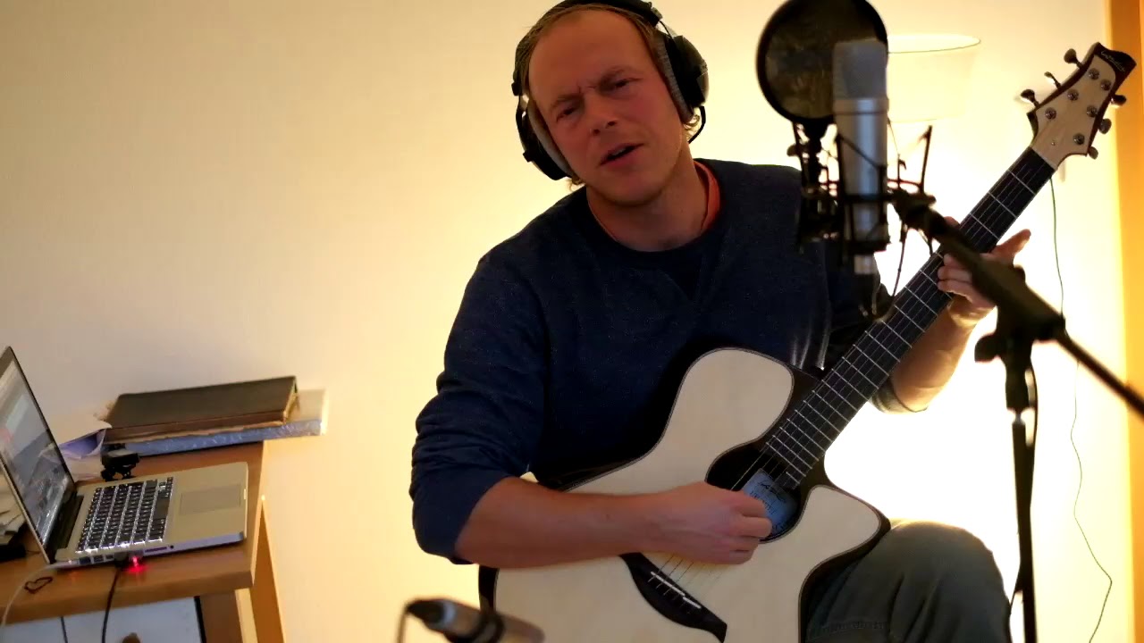 Circus left town   Eric Clapton  unplugged   Cover by Eric Volapher