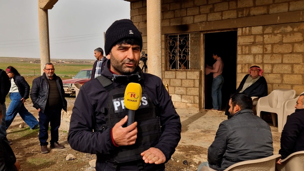 Xelkê gundê Hiznî yê Til Temir xwarin ji bo şervanên xwe amade kirin