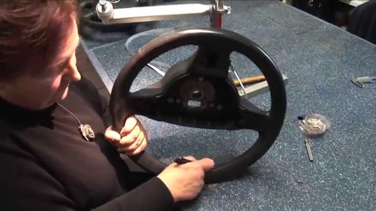 Obszywanie kierownicy skórą Leather steering wheel cover