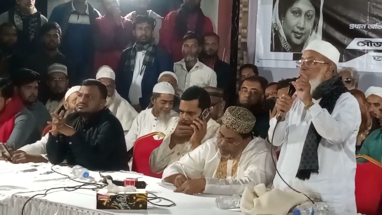 AR news ঢাকা ৭ আসনে প্রার্থী হামিদুর রহমান হামিদ এর পক্ষে উঠান বৈঠক আলোচনা সভা হয়। 
