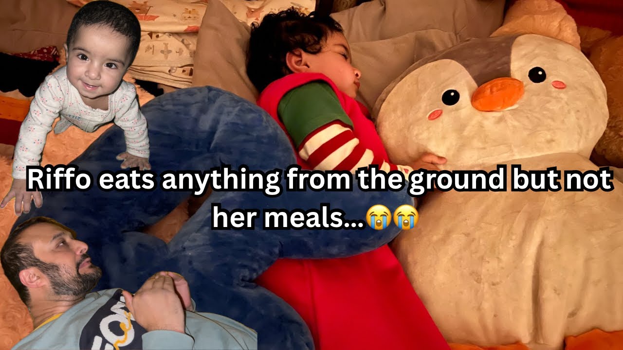 Riffo eats anything from the ground lekin khana khilany k lie puri kushti karni parti ha #baby #fun 
