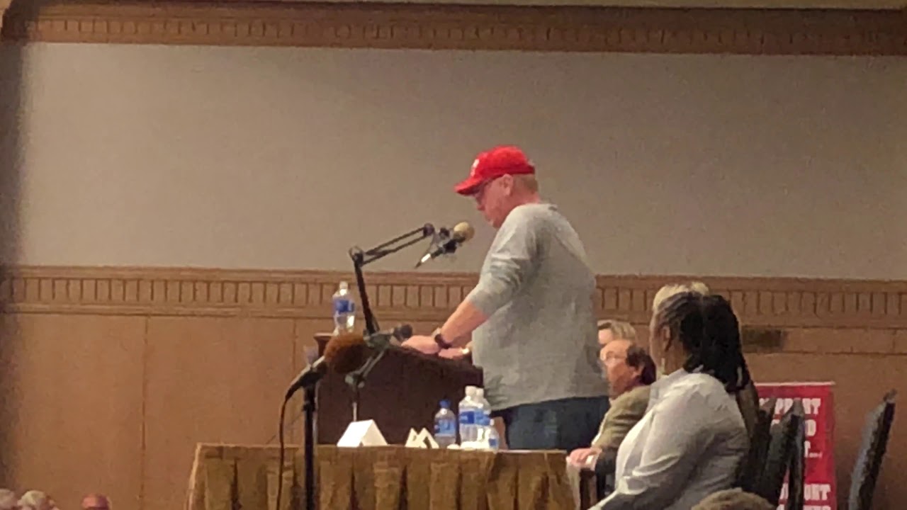 Baseball Great Curt Schilling references Crime Prevention Research Center study in talk