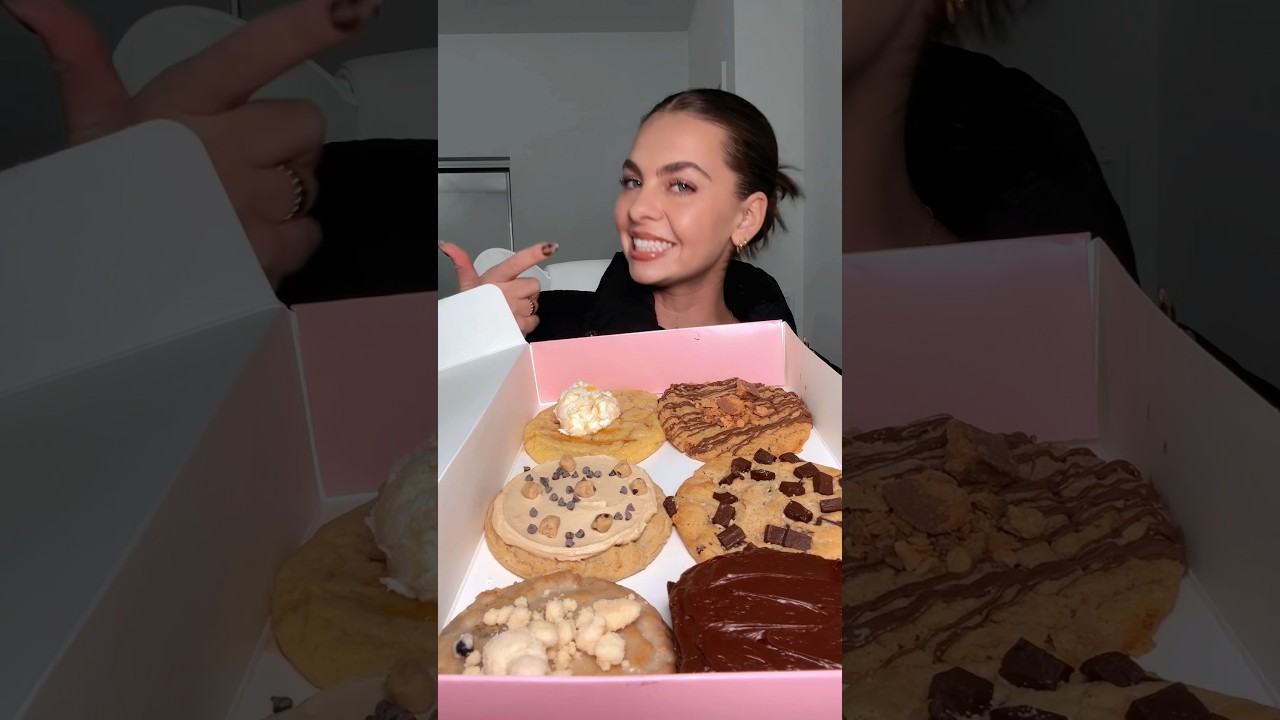 TASTING + RATING CRUMBL COOKIES IN UNDER 1 MINUTE!!! 🍪 #crumblreview #foodreview #eating #foodie