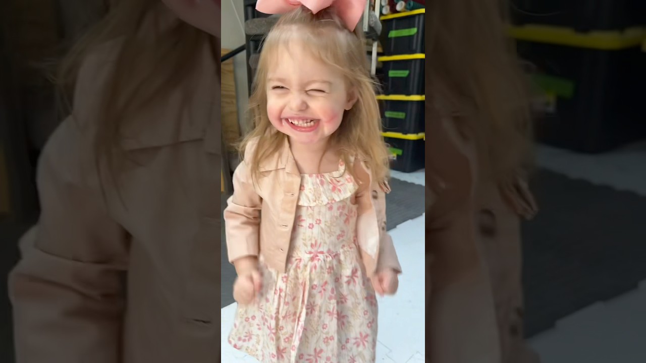 I think she liked it! 🥹 #flowershop #toddlerlife #reaction #parenting