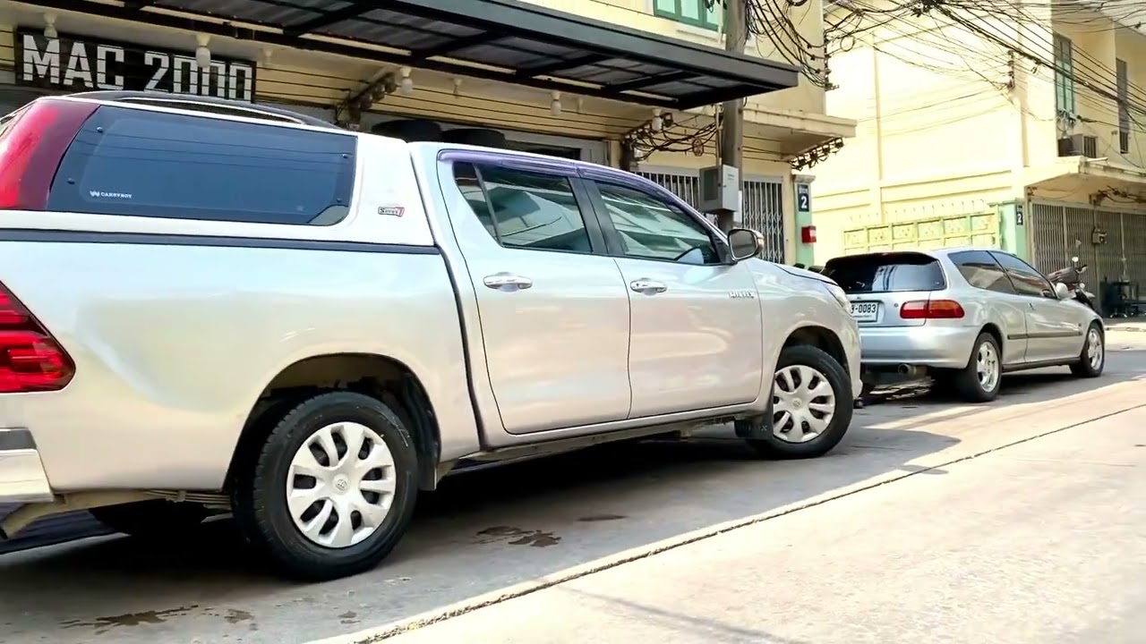 Falken Van01  in  Toyota Hilux Revo