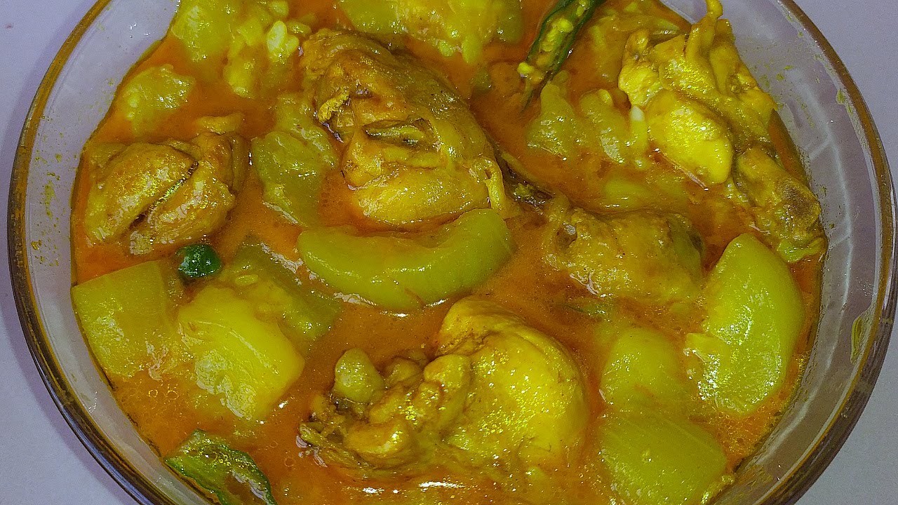 দূর্দান্ত স্বাদে লাউ দিয়ে মুরগি রান্না | Lau diye murgir mangsho recipe/Chicken  Bottle gourd recipe