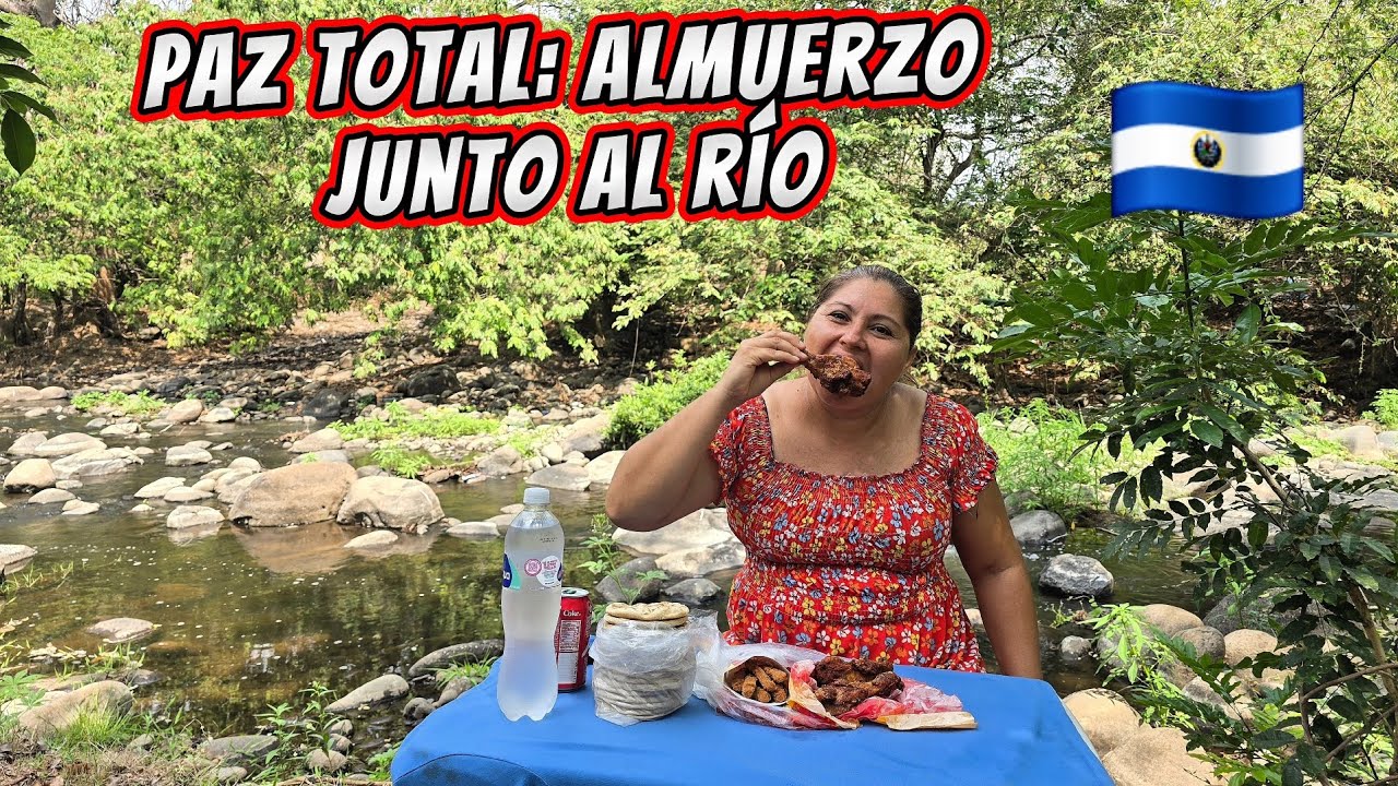 Disfrutando de la BRISA, y el sonido de la NATURALEZA, almorzando a la orilla del RIO.