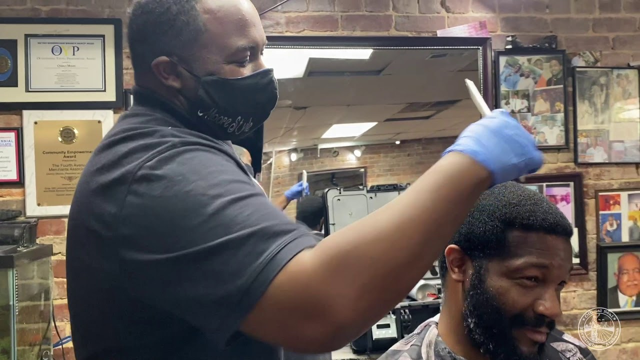 Mayor Woodfin gets first haircut in 8 weeks
