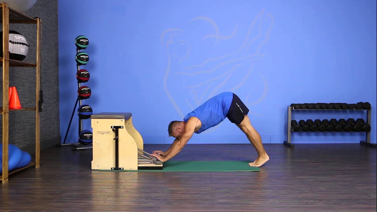 Pike to Lunge Stretch on the Stability Chair