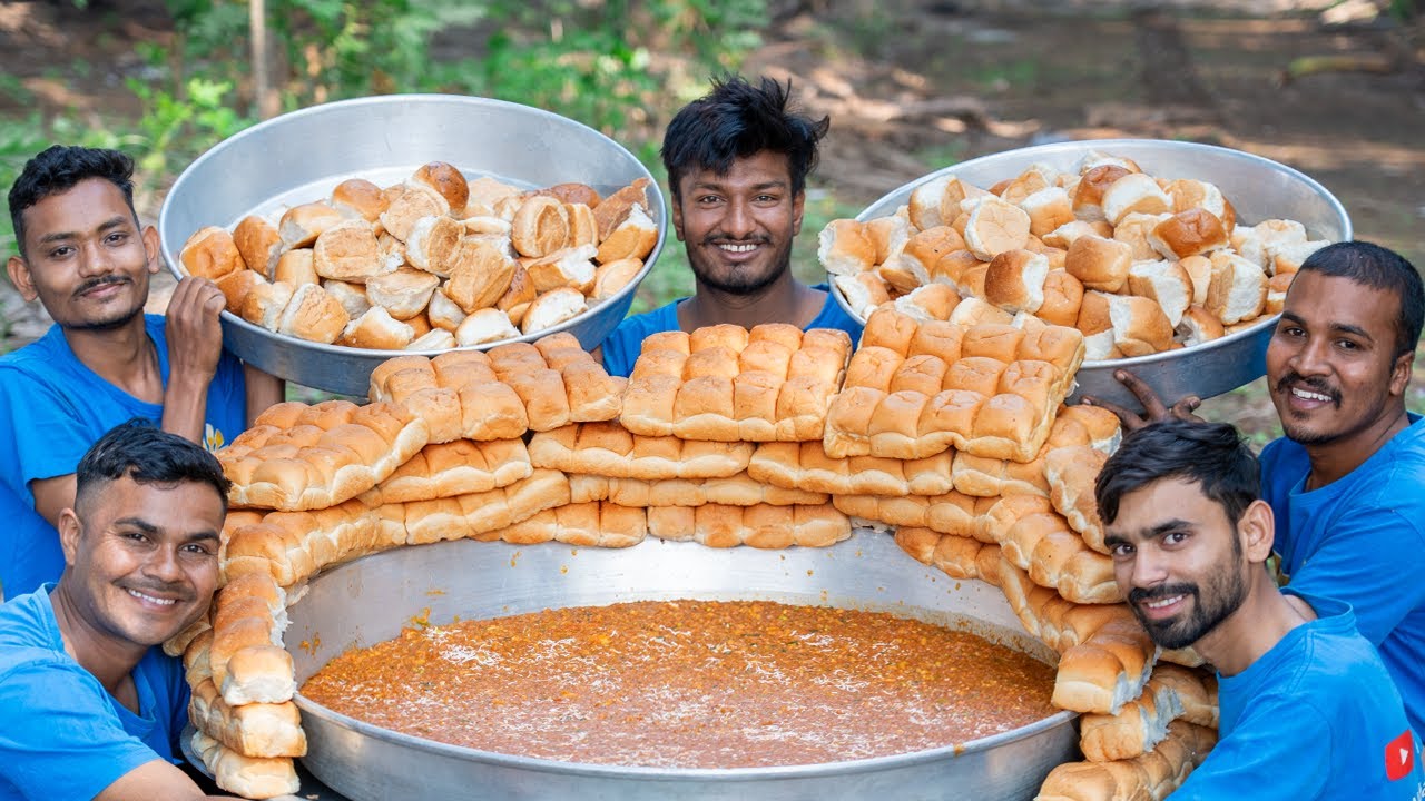 PANEER PAV BHAJI | Pav Bhaji | Street Style Pav Bhaji Recipe | Village Rasoi
