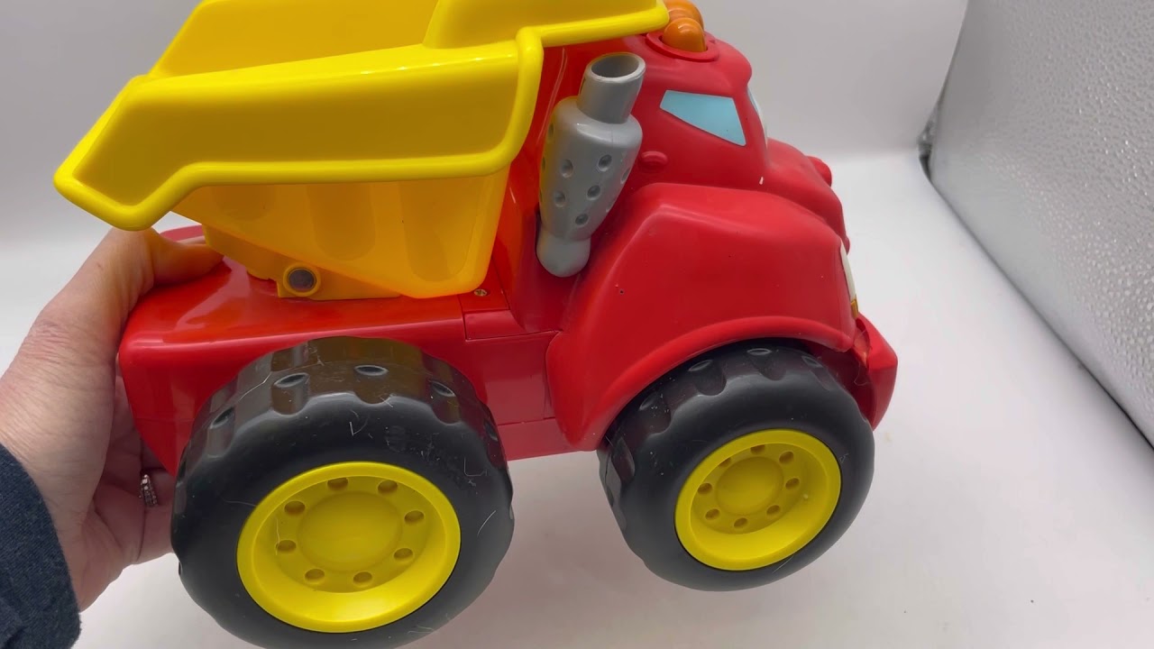 Hasbro Tonka Chuck and Friends The Talking Rumblin Dump Truck How does it work?