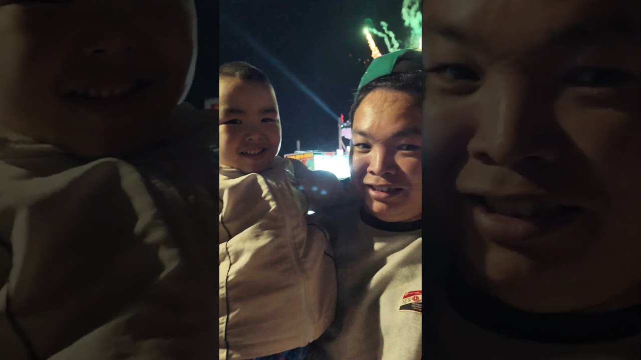 B&aacute;ch Ch&acirc;u Xem văn nghệ