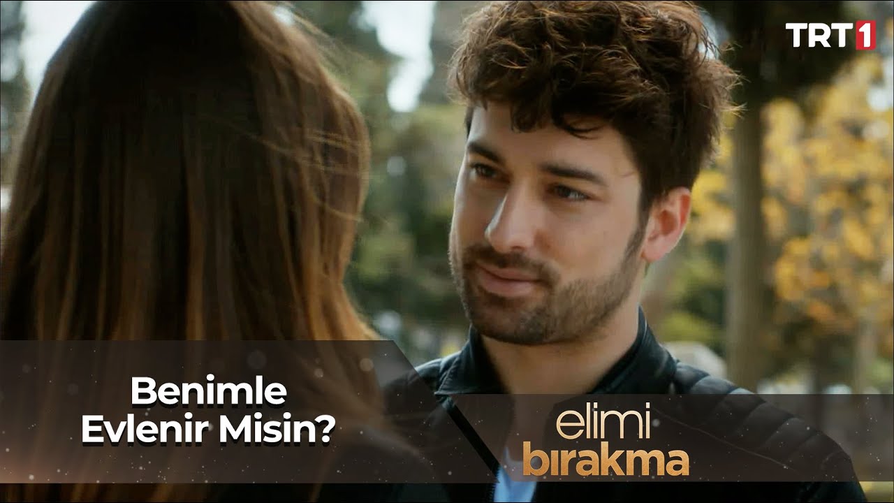 Cenk Azra'ya evlenme teklifi ediyor 💍 - Elimi Bırakma 38.Bölüm