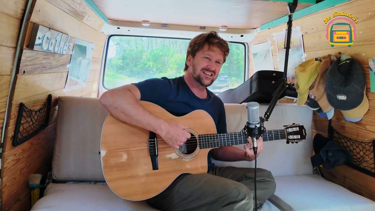 Tom Frager en balade à Capbreton pour Le Baladeur