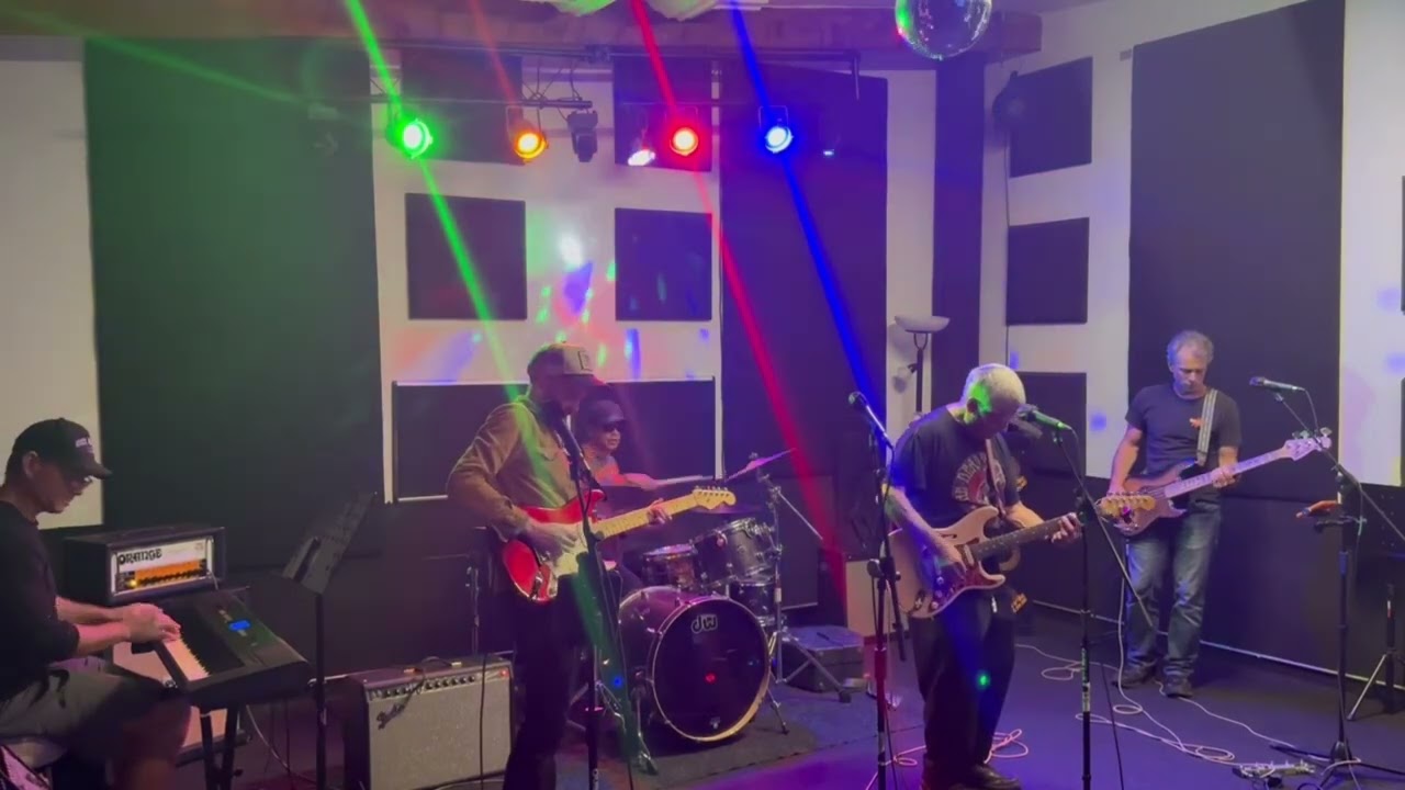 THEY LOVE EACH OTHER Pop Studio 02 21 26