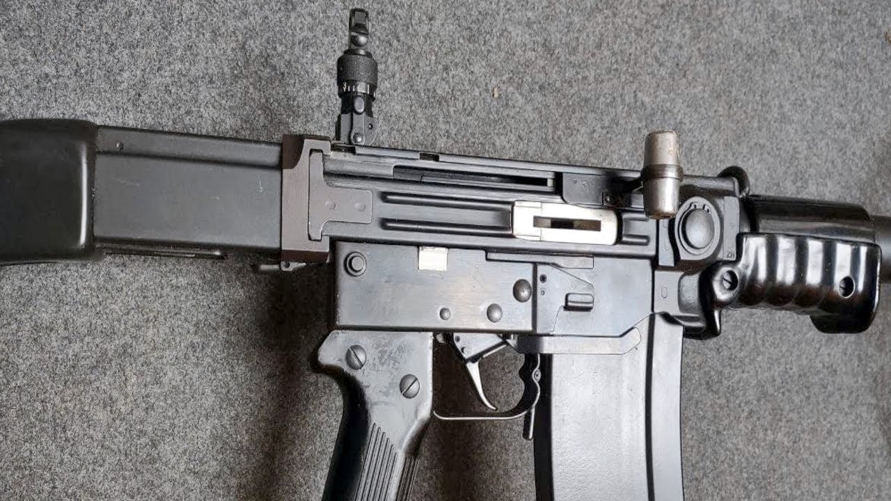 Swiss STG57 Battle Rifle/LMG