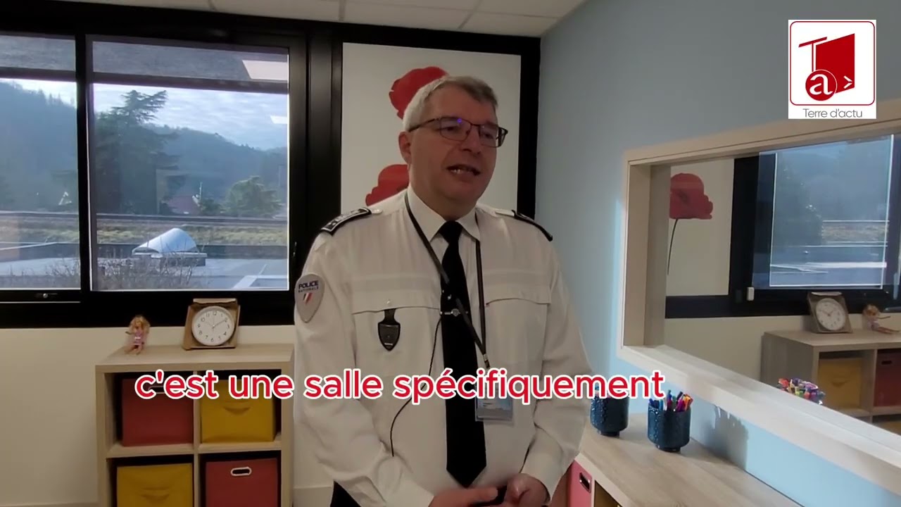 Visite du commissariat de police de Périgueux