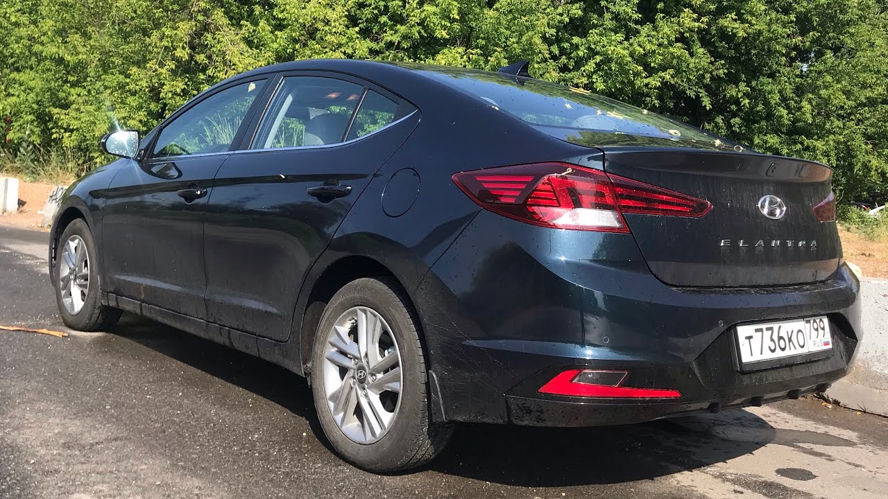Взял Hyundai Elantra - двигатель 1.6, как тянет, какие обороты?
