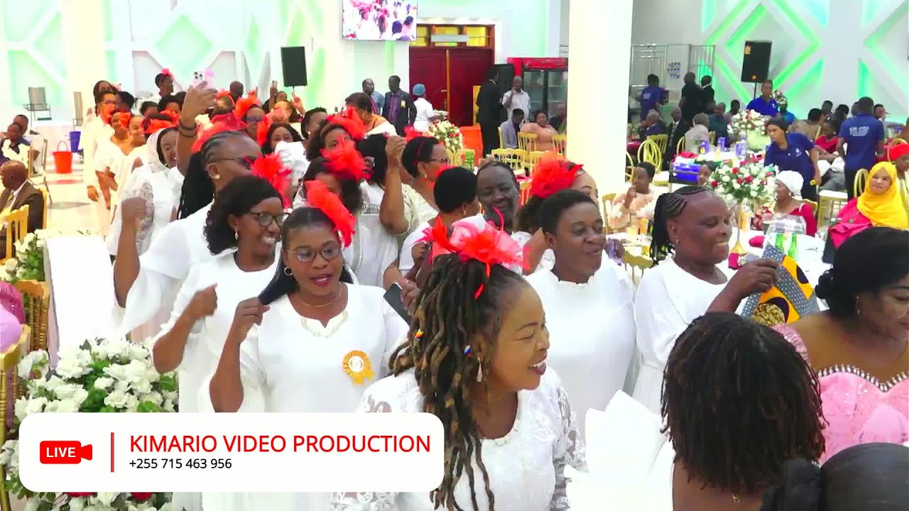 Vikundi Vya Zawadi: Usiku wa Glory Machange