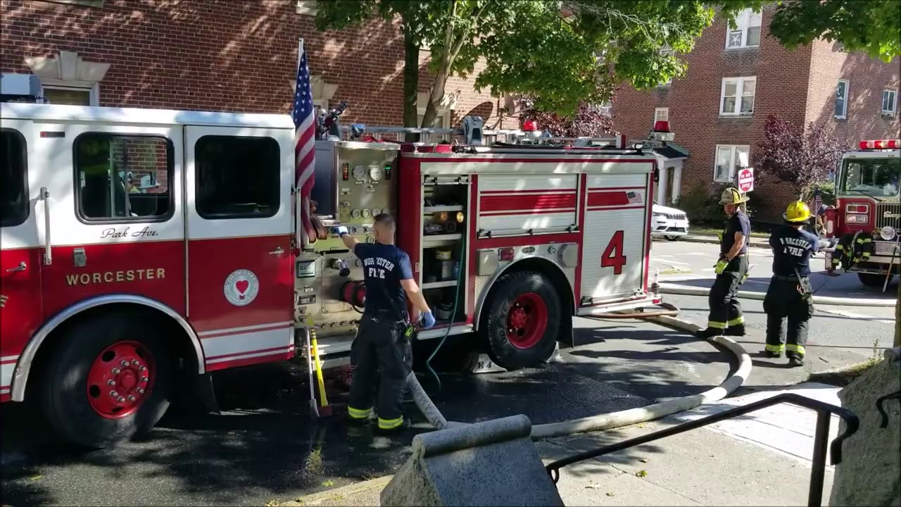 Fast Stop on a 2 alarm, Oxford St fire With WFD and Tina