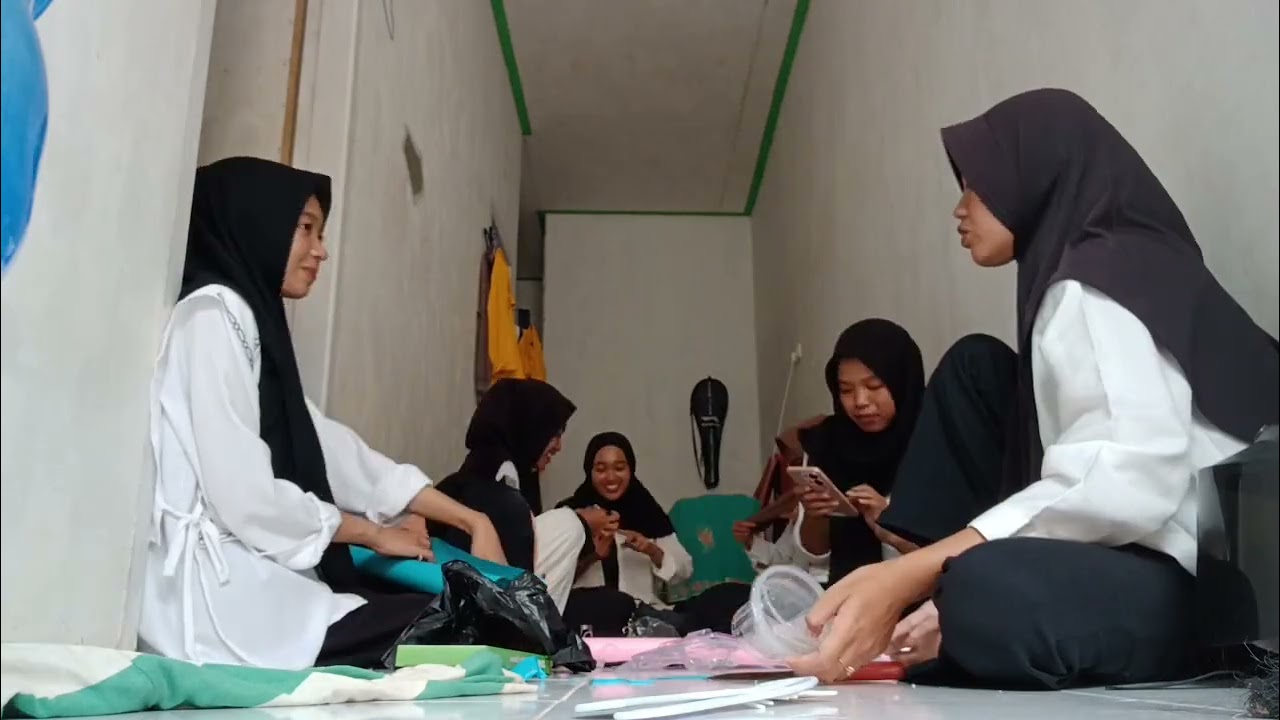 Membuat Karya Kerajinan 3 Dimensi 