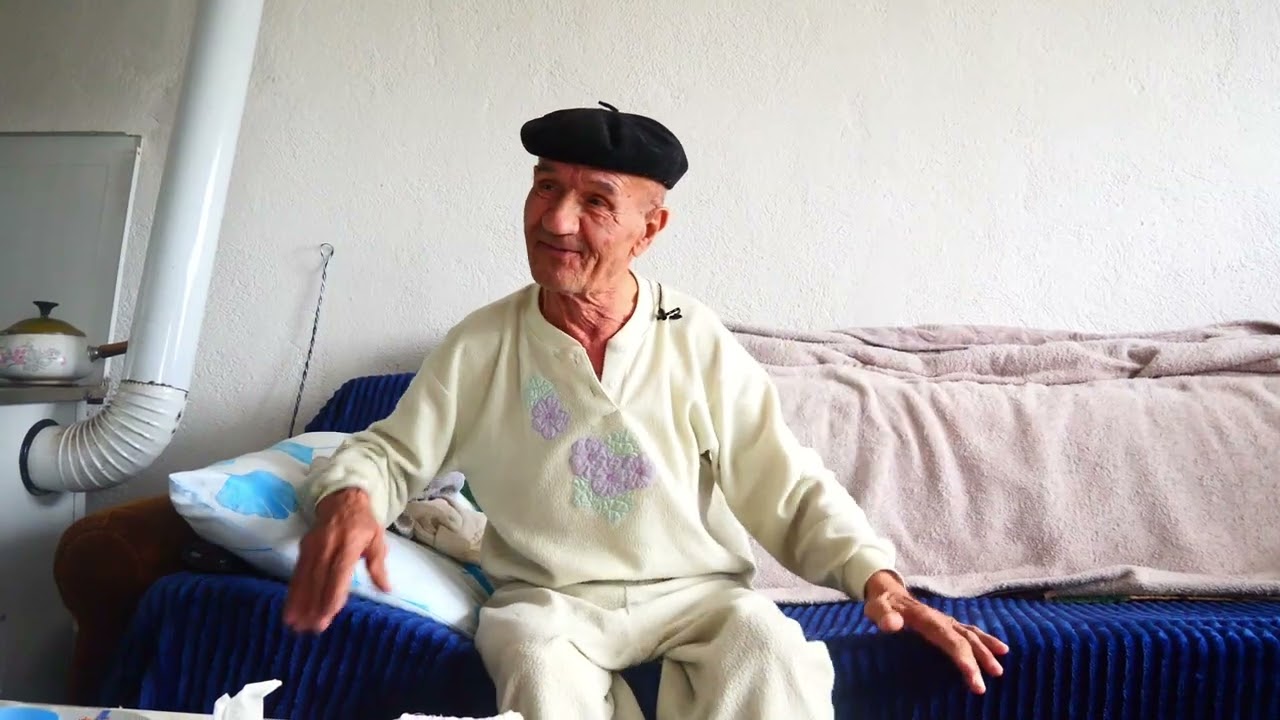Osman (86) je među najstarijim u Maslama: I sad se zaletim pa upalim motorku da sebi narežem drva