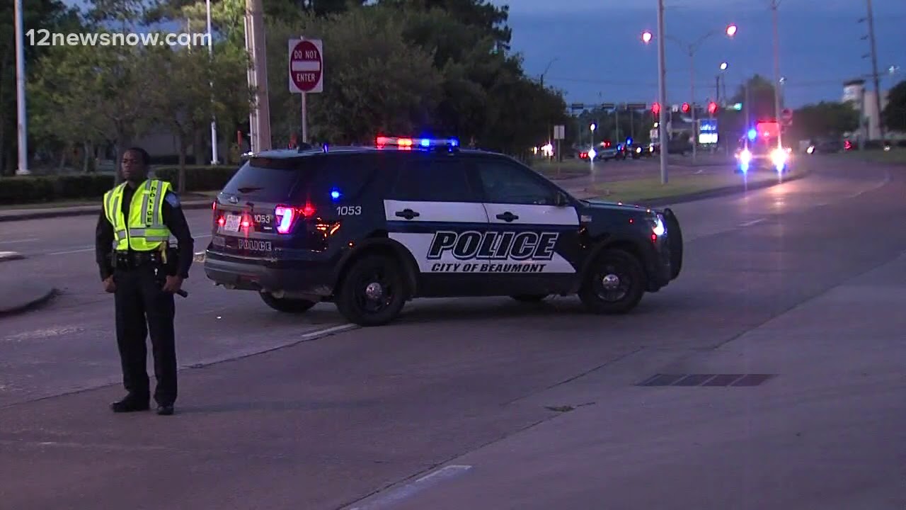 Police: 'Legitimate explosive device' inside suspicious package found at Beaumont Starbucks