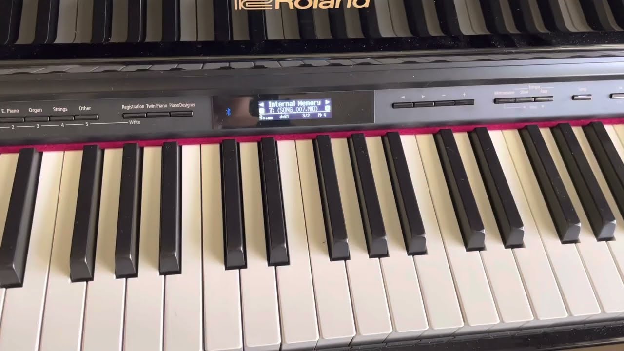 Roland CG1 Digital Piano : How to Record Music & Transfer the Recording to Your Computer