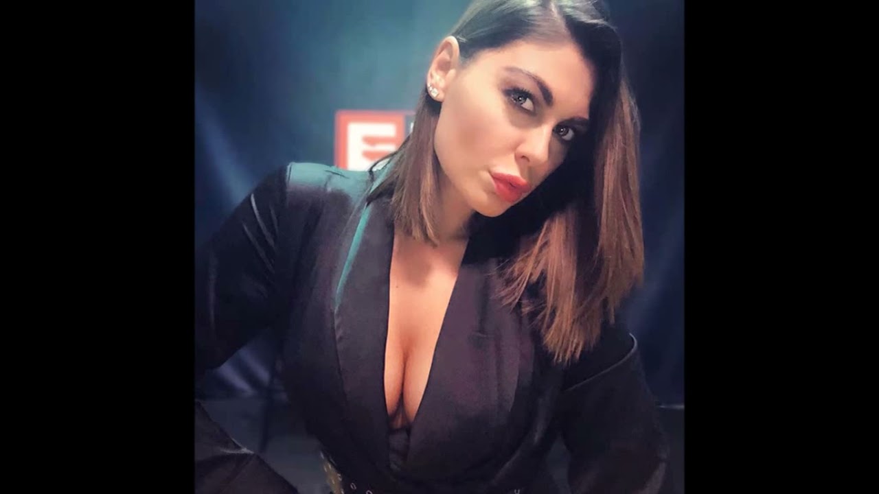 Jolanda De Rienzo Primavera/Estate 2019 (immagini)