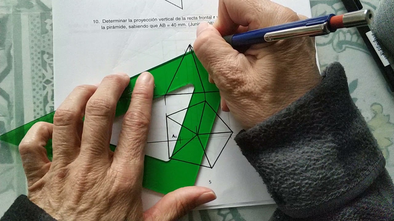 Sistema Diédrico. Intersección de recta con pirámide. Junio 2008. Evau Dibujo Técnico Madrid.