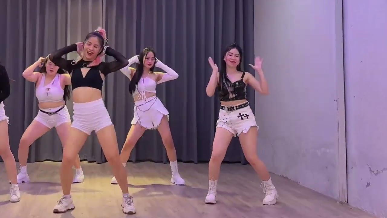 TỪNG LÀ CỦA NHAU REMIX / ZUMBA LINH TUTI