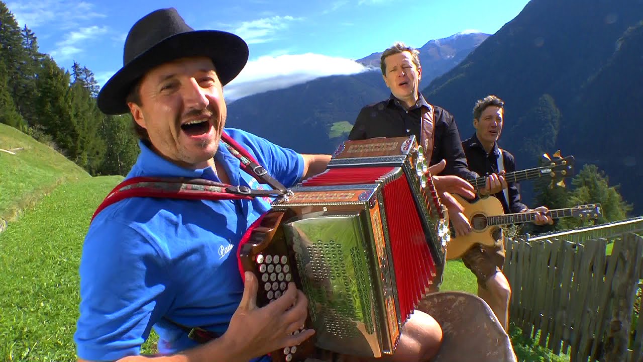 Pfunds-Kerle / Party auf dem Bauernhof