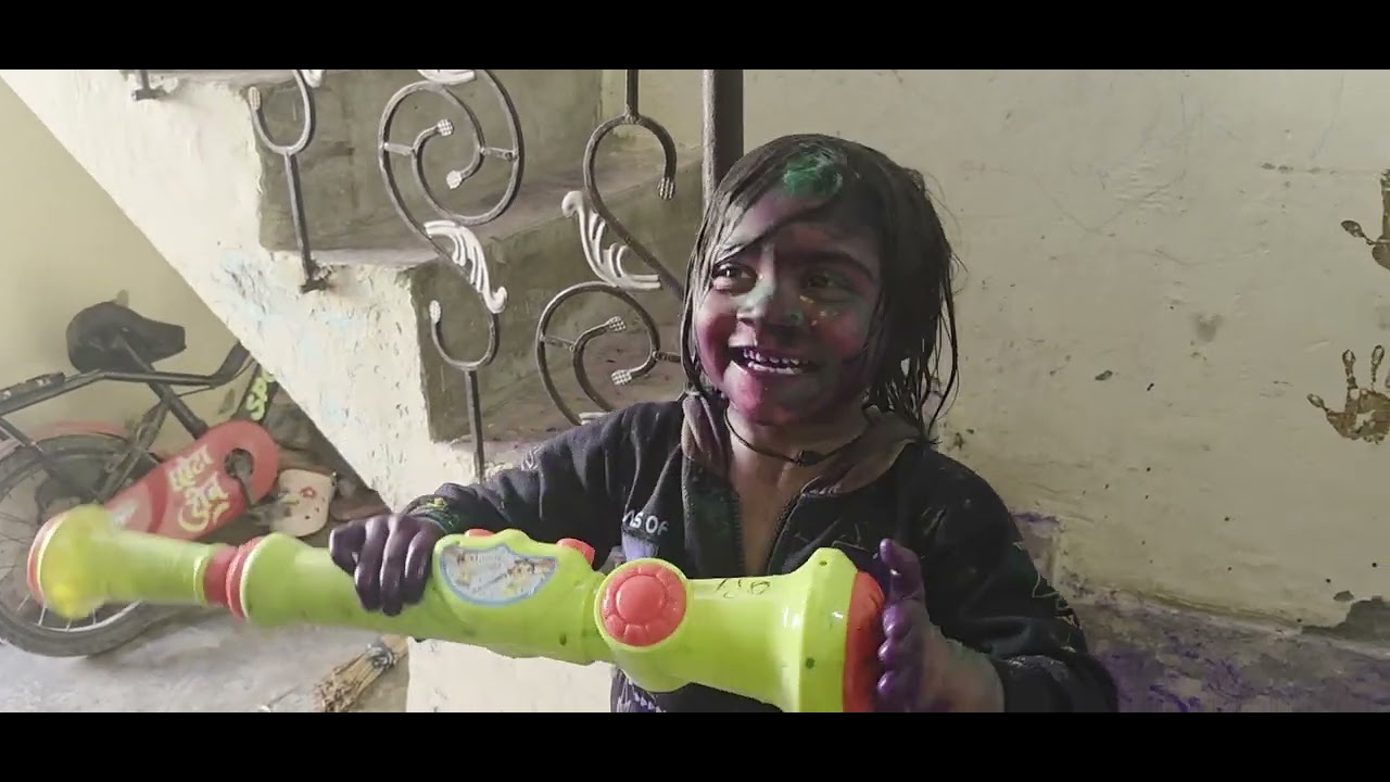 Happy holi🤣🤣🤣 comedy video#like #subscrib #comedy #love 