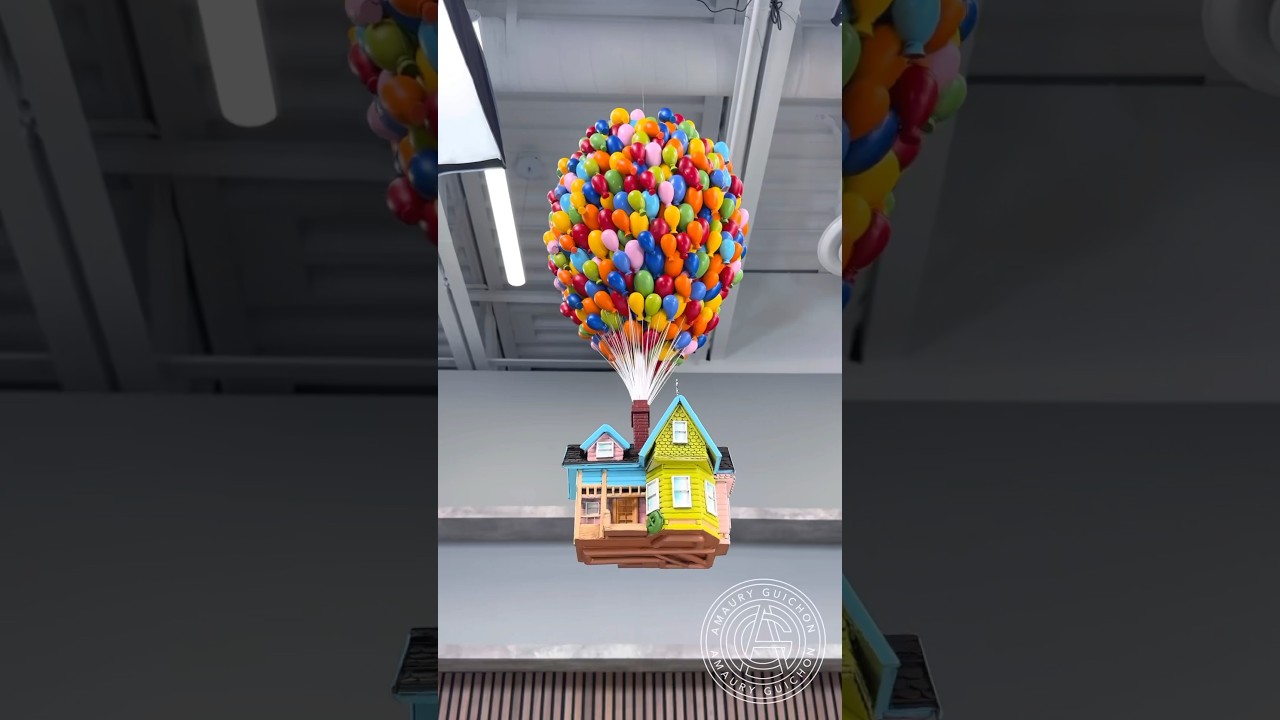 Chocolate house UP in the sky! 🎈🏠 Can you guess how many balloon&rsquo;s are there?#amauryguichon