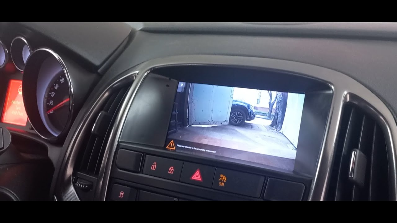 Установка камеры заднего вида на Opel Astra J