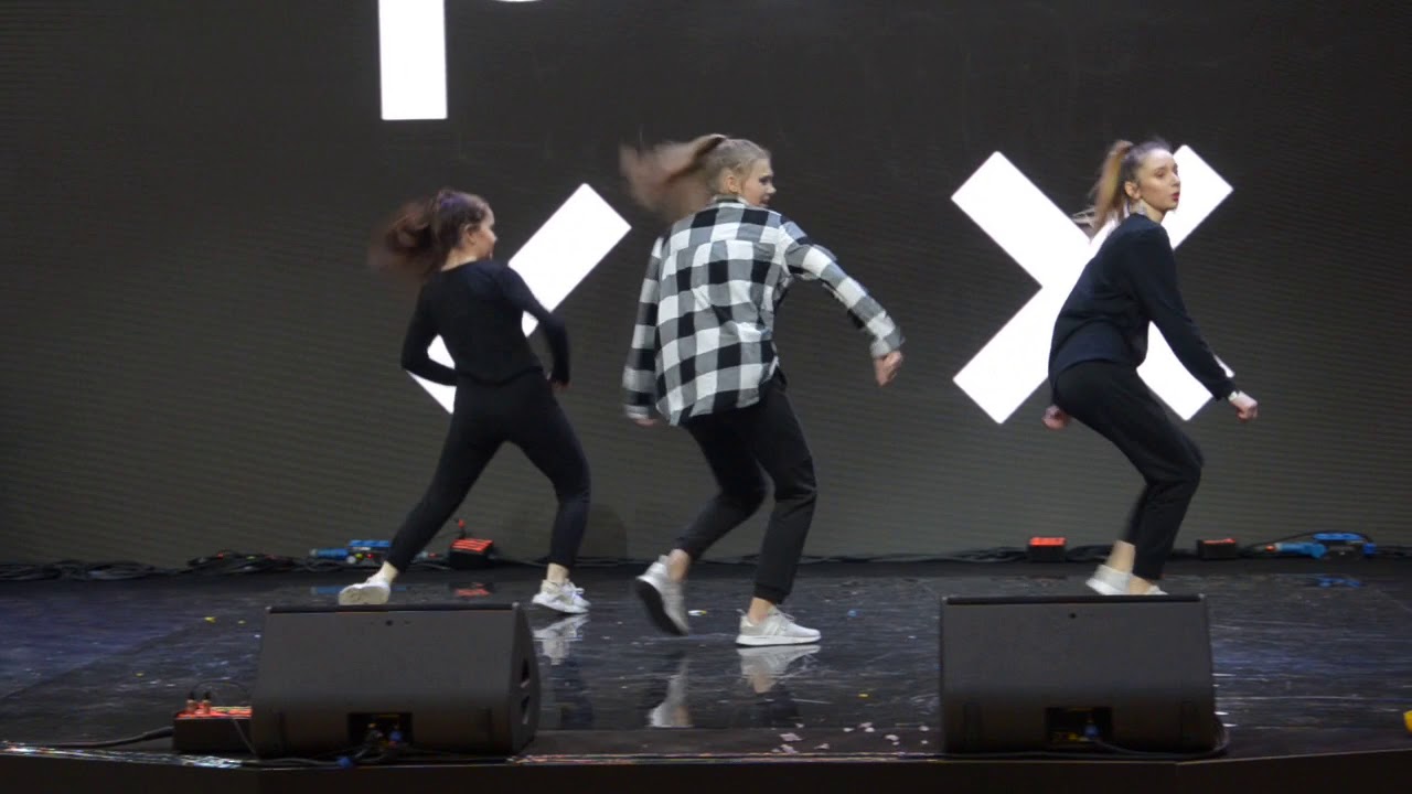 PRO/X dance priekšnesums Akropoles atklāšanā
