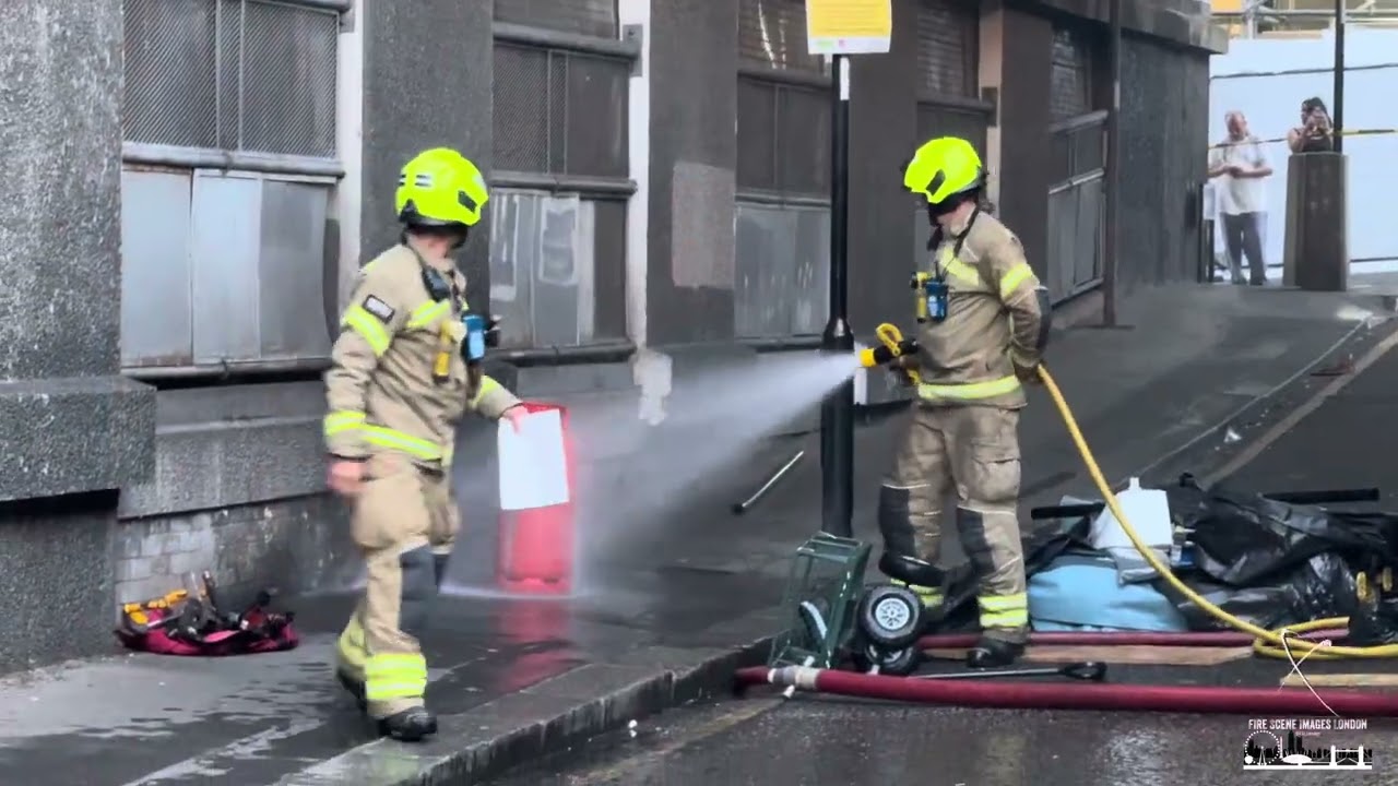 27/6/24 8 Fire Engines Attendance-Storage Area Fire🔥Arson Investigation. High Street, Croydon, CR0