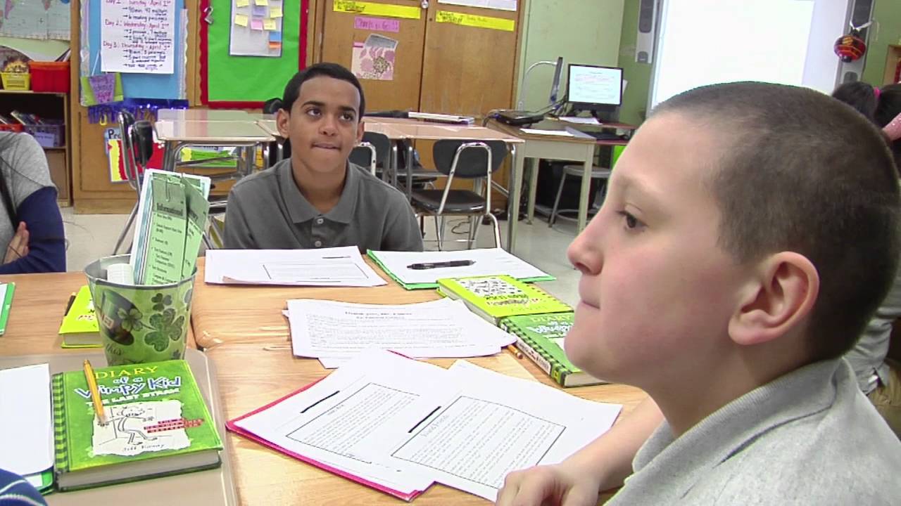 Teacher uses questioning techniques to engage students - Example 7