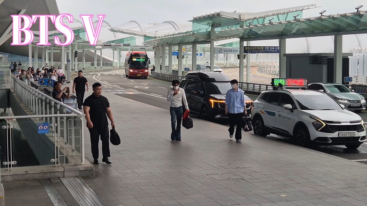 BTS V (Taehyung) | Departure for Paris