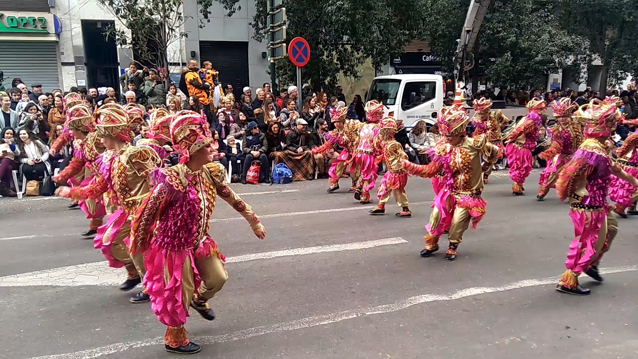 Los Pirulfos 2018 desfile Badajoz 2/3