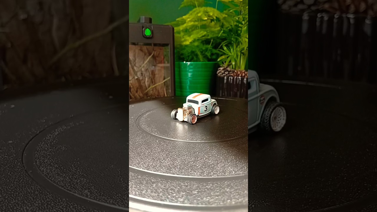 Hot Wheels 32 Ford Custom 