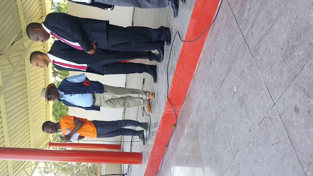 Emmanuel kalangwa  (Evelyn Hone College)
