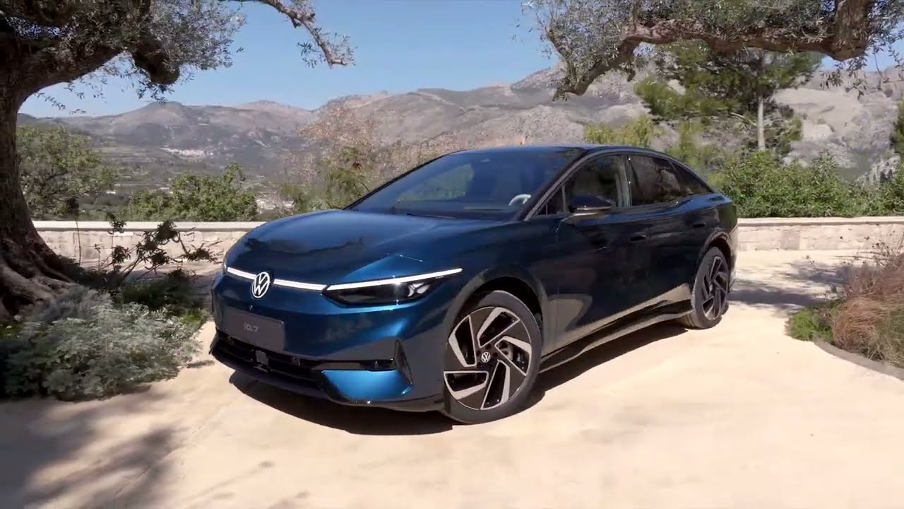 Volkswagen ID.7 Exterior Design in Aquamarin Blue