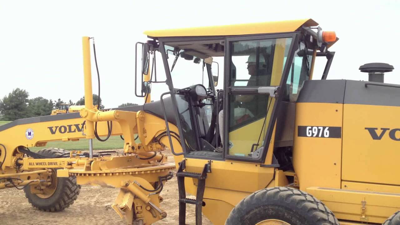JD vs Volvo vs Cat