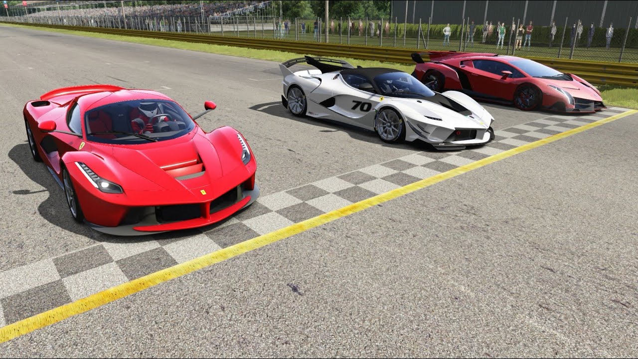 Ferrari FXX-K Evo vs Ferrari LaFerrari vs Lamborghini Veneno at Monza Full Course