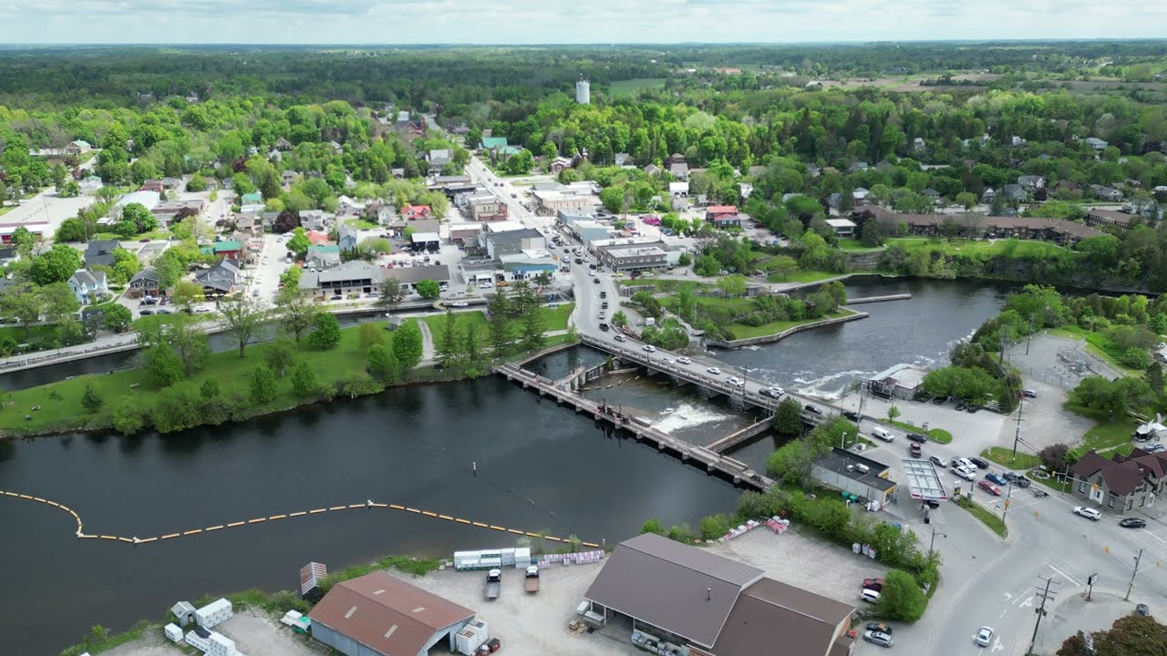 Fenelon Falls (Kawartha Lakes), Ontario, Canada - (Trent-Severn Waterway - Lock 34)