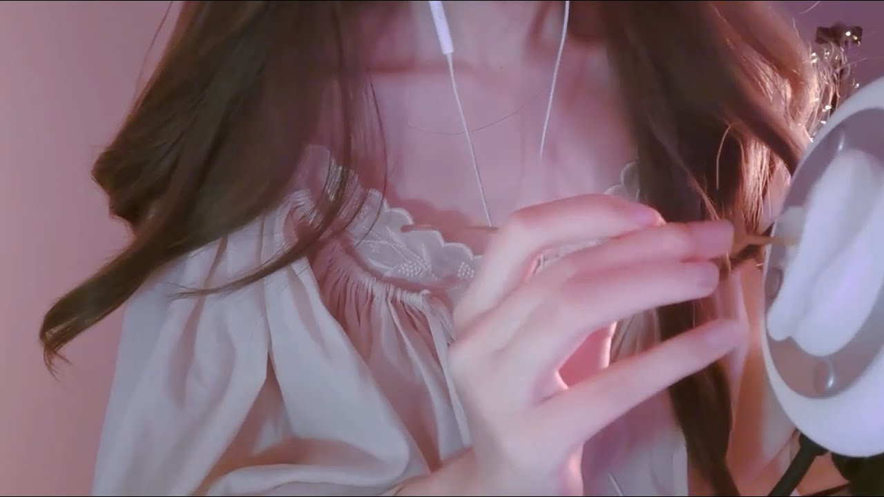 【asmr】Goose feather ear cleaning trigger sounds
