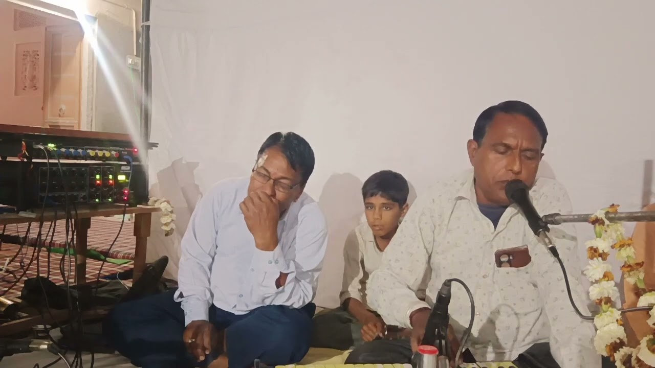 चालो मारी सुरता गीगन मिडल मे गायकार सोहनलालजि रायसर 🎤 9660823356 =9=3=2026=मे
