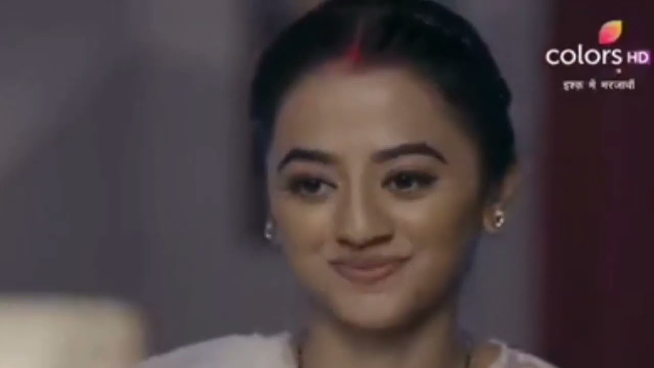 هيلي على اغنية صاحبي من غباؤه