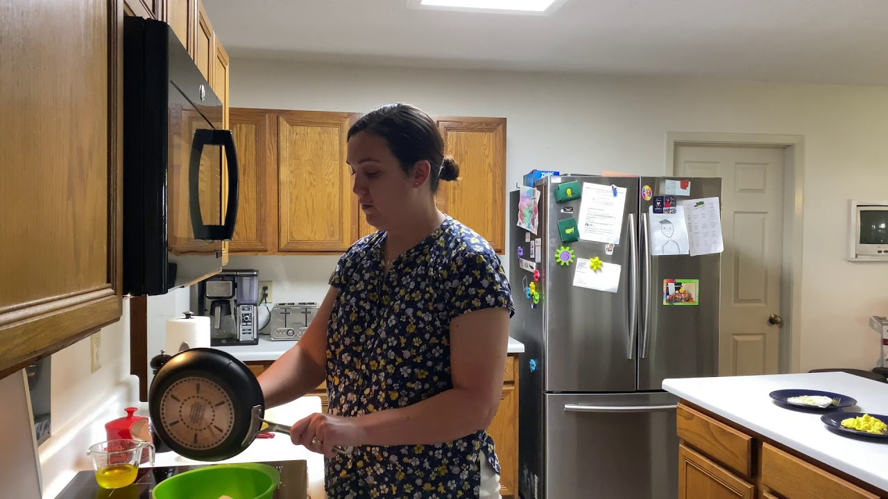How to Cook Eggs Over Easy, Scrambled and French Omelet Style